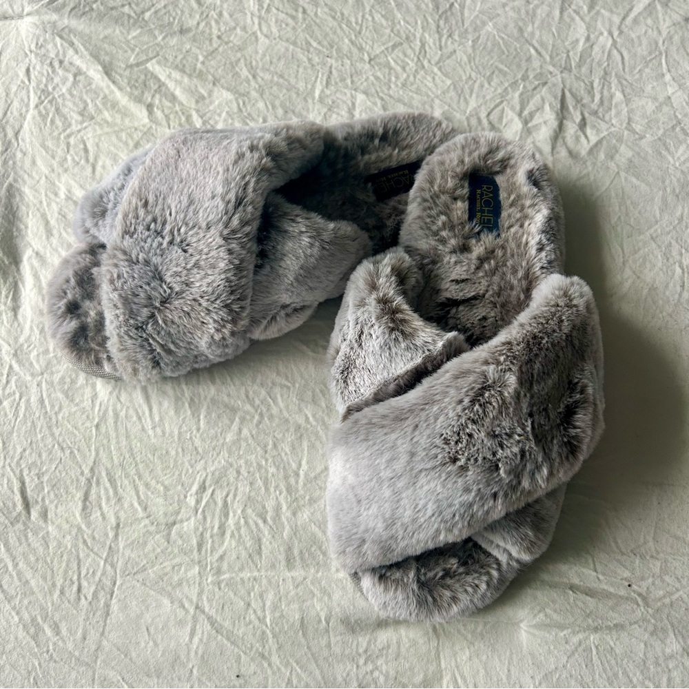 Rachel Roy Women's Fuzzy Gray Crossband Slippers